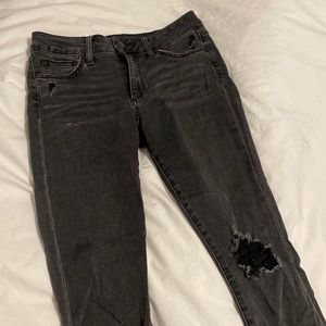 Joe’s Jeans - black distressed skinny